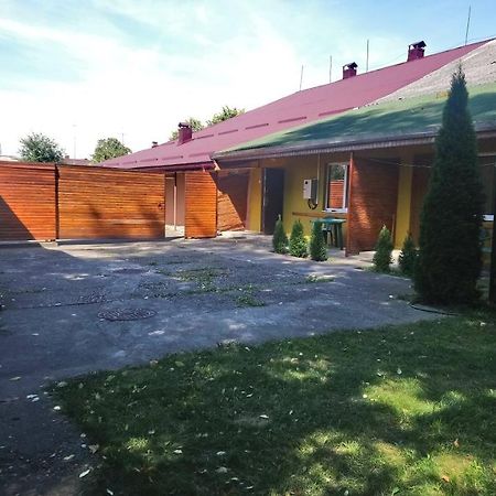 Садиба У Яноша Винохрадив Екстериор снимка