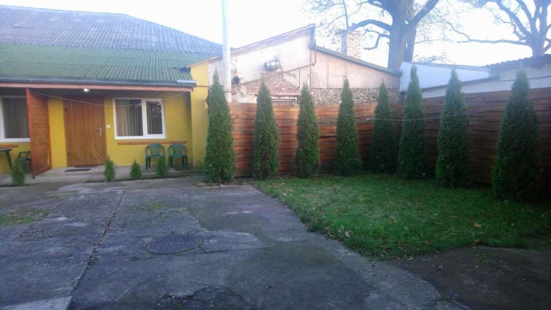 Садиба У Яноша Винохрадив Екстериор снимка